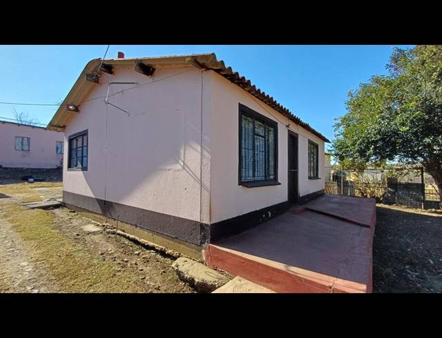 2 BEDROOM HOUSE FOR SALE IN EZAKHENI